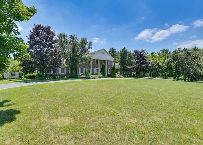 6 Shared Acres Pool Table Hills *
